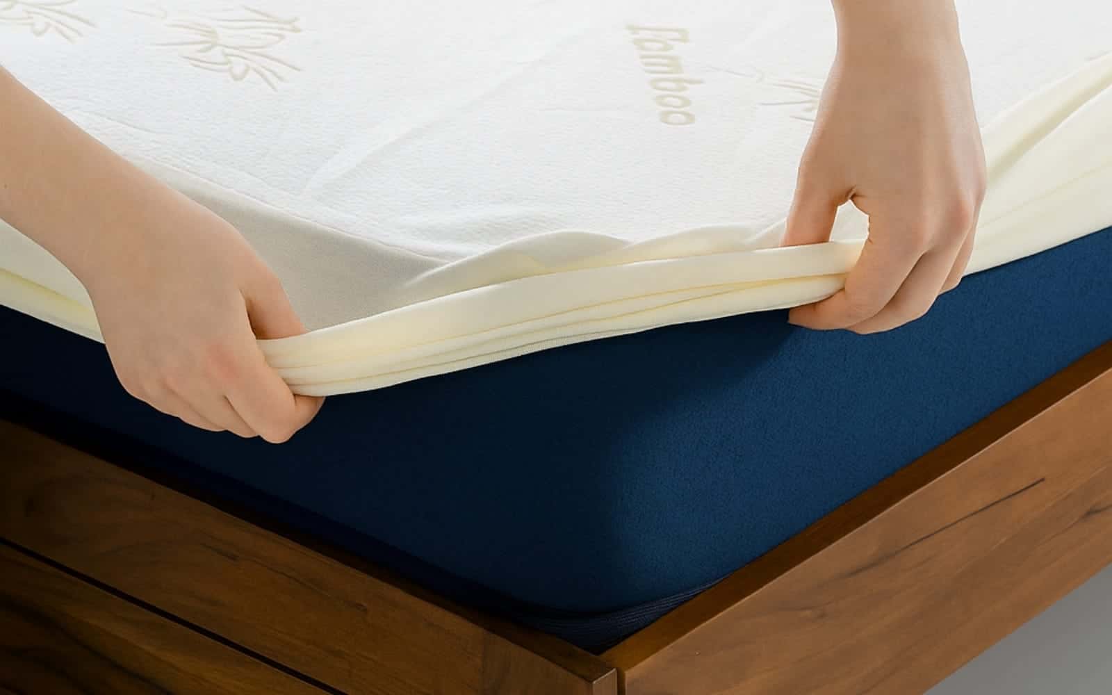 Royaloak 100% Waterproof Softshield Mattress Protector King Size