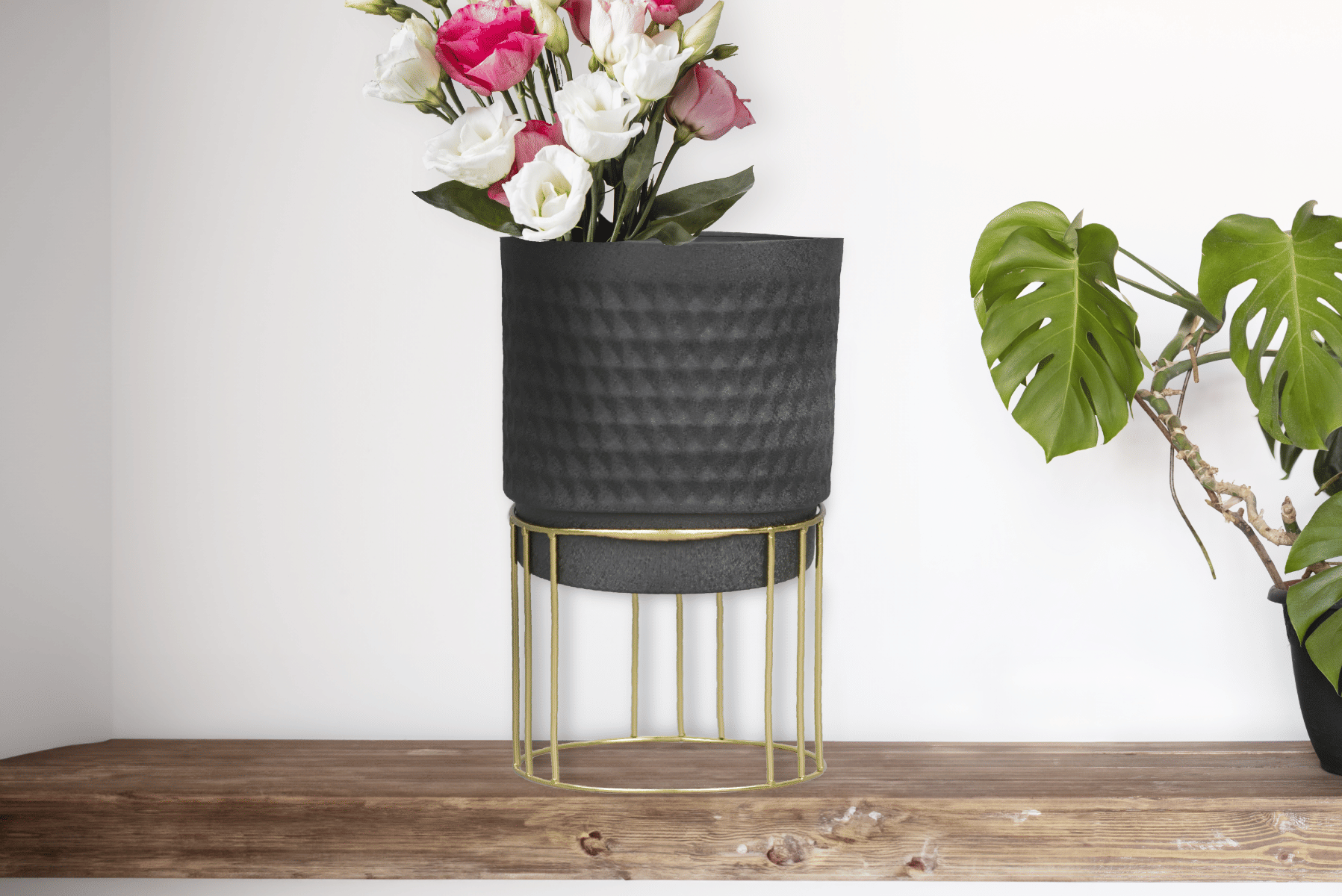 Royaloak Metal Embossed Planter with Stand Large