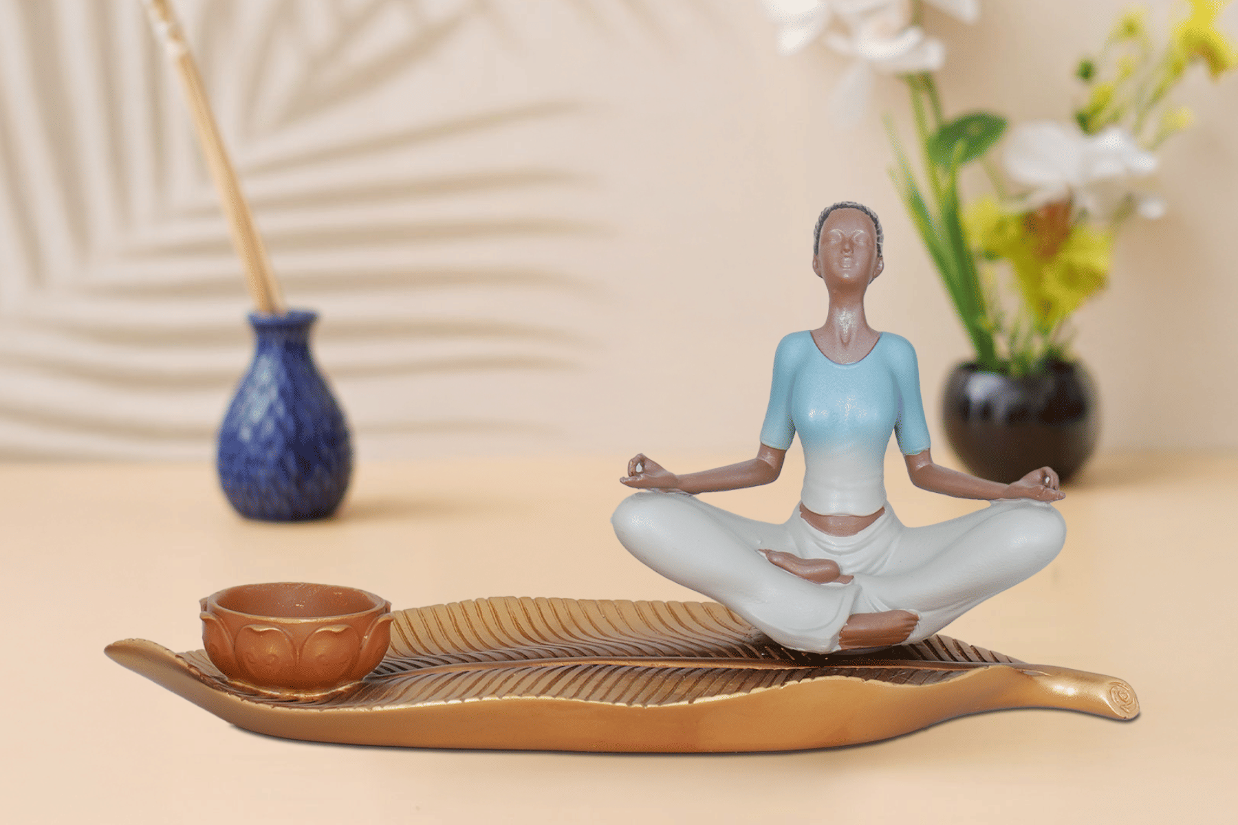 Royaloak Meditation Woman
