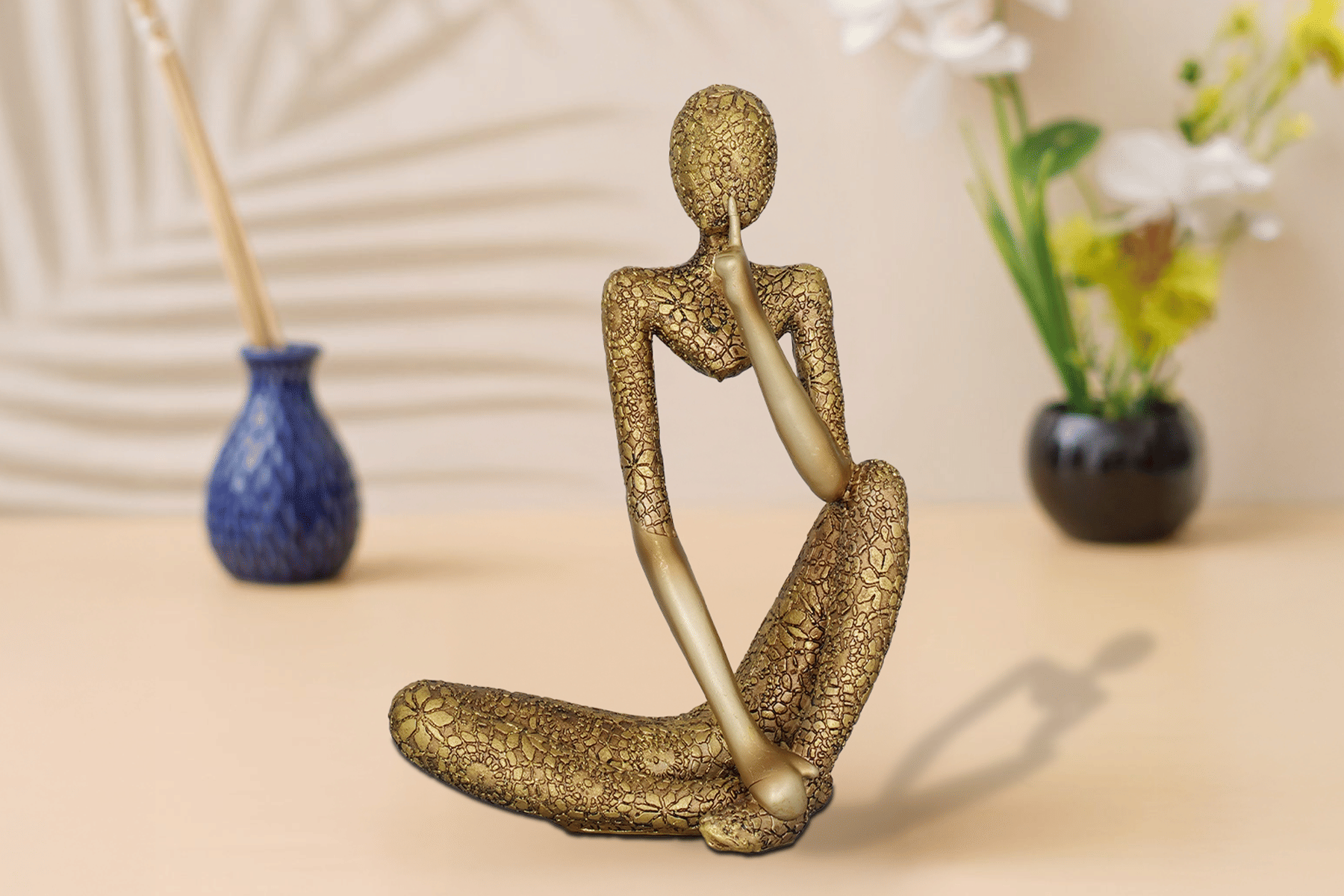 Royaloak Quiet Sitting Lady Figurine